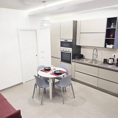 Holiday Home San Martino-Floridiana เนเปิลส์ ภายนอก รูปภาพ